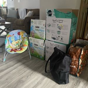 Baby Girl Bundle - Newborn to 6m. Everything you need!